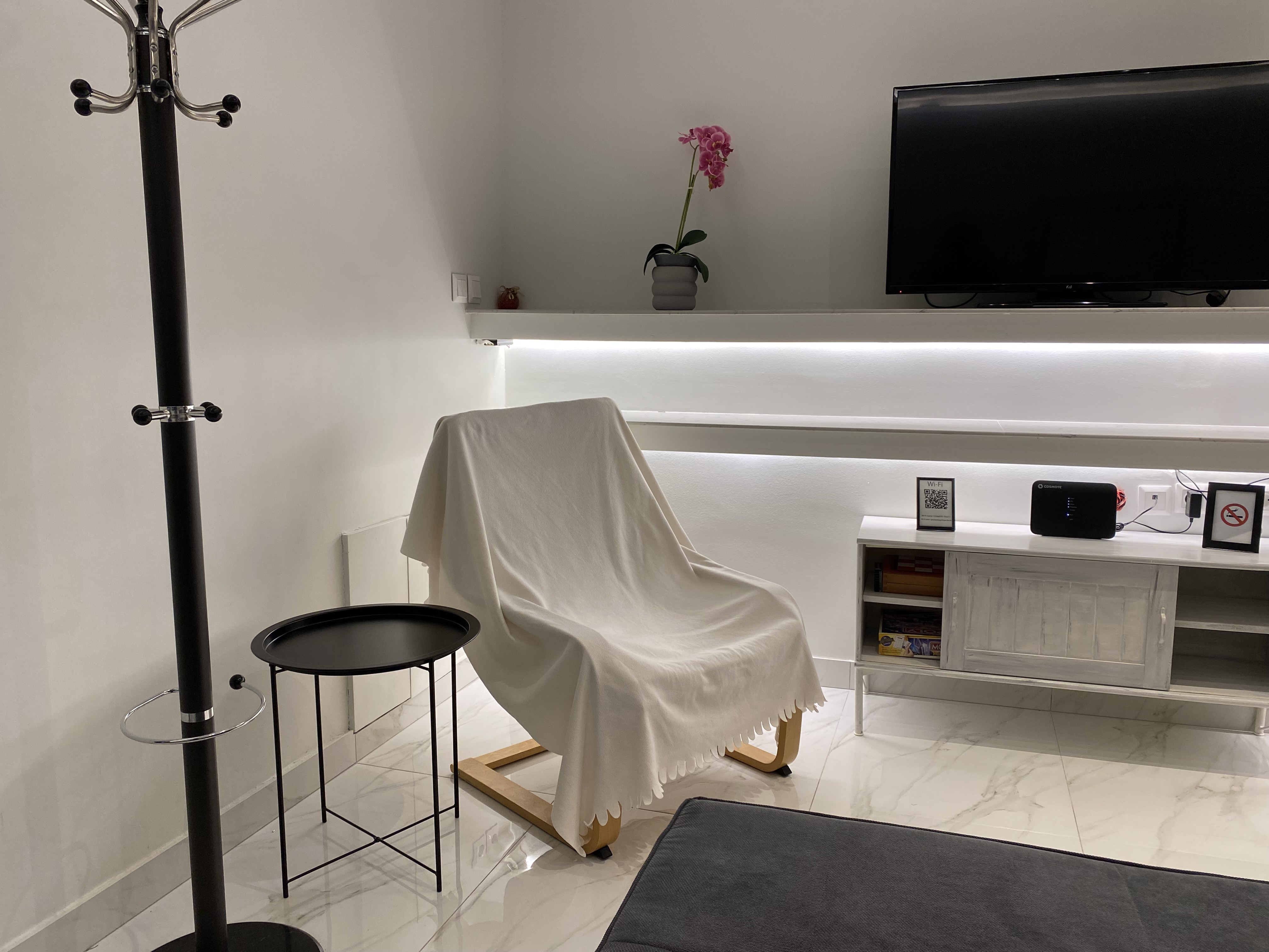 Apartment 1 - Image 3